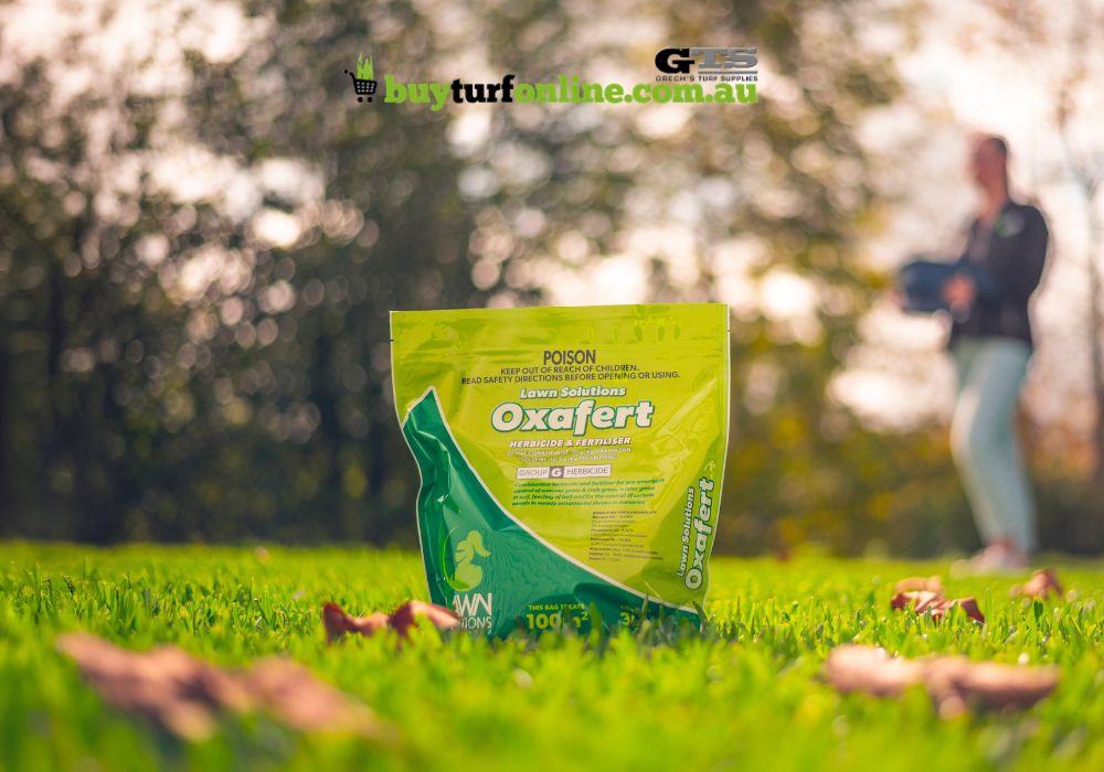 Apply in early autumn or late spring to target mainly summer grass weeds before they grow. 